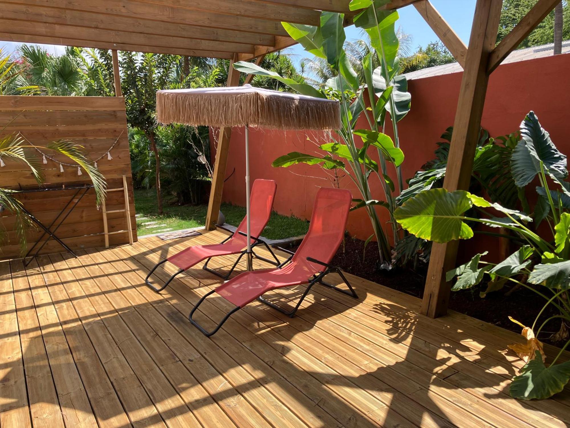 Kazacoco Bungalow A 5 Min A Pieds Du Lagon La Saline Le Bains Kültér fotó